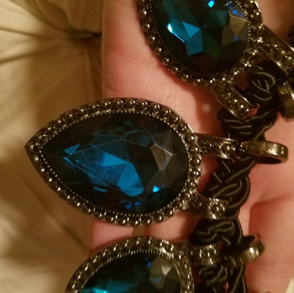 Womens Cable Tie Blue Gem Necklace